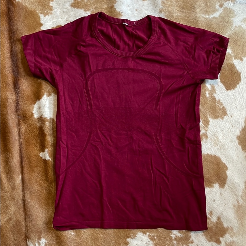 Lululemon Swiftly Tech 2.0 Shirt